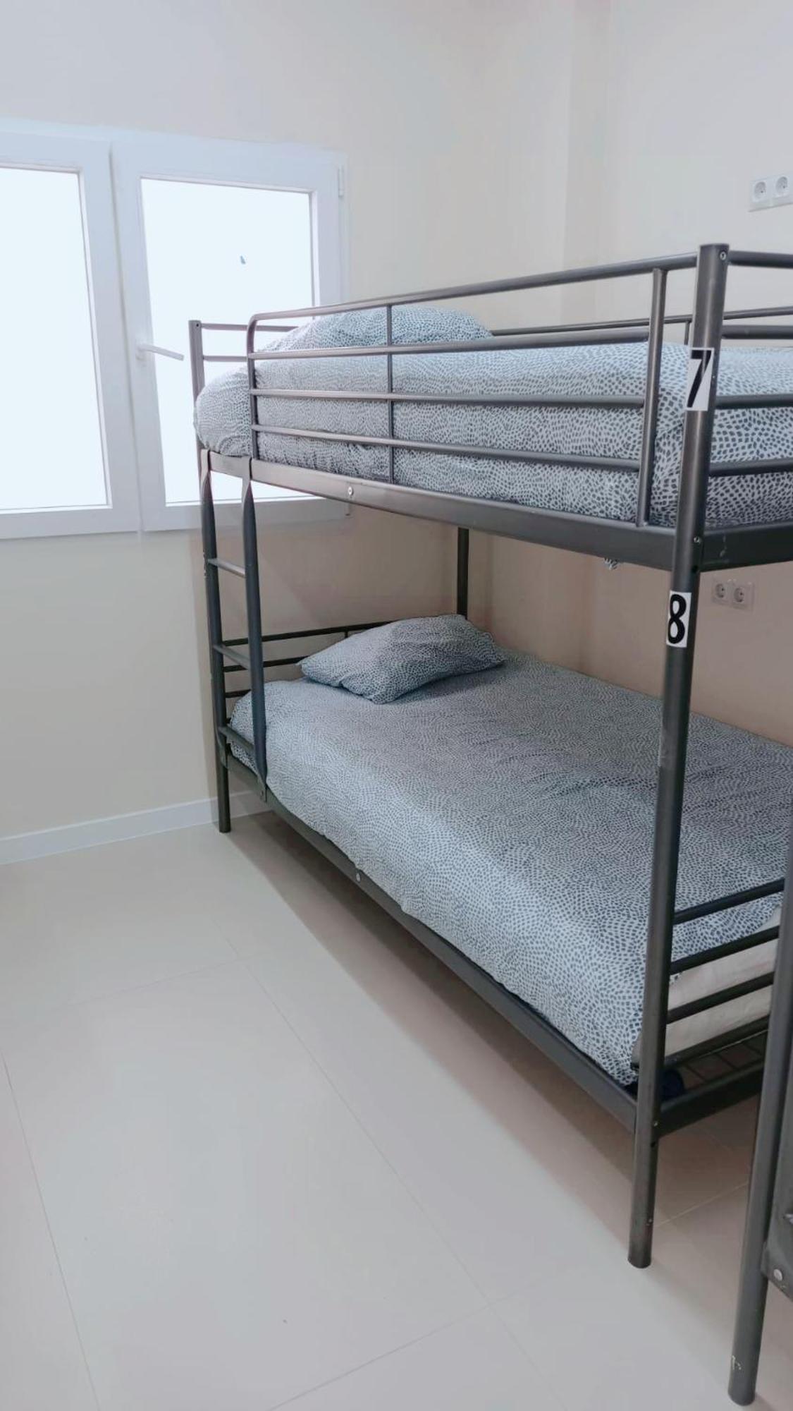Hostel Las Rosas Madrid Luaran gambar