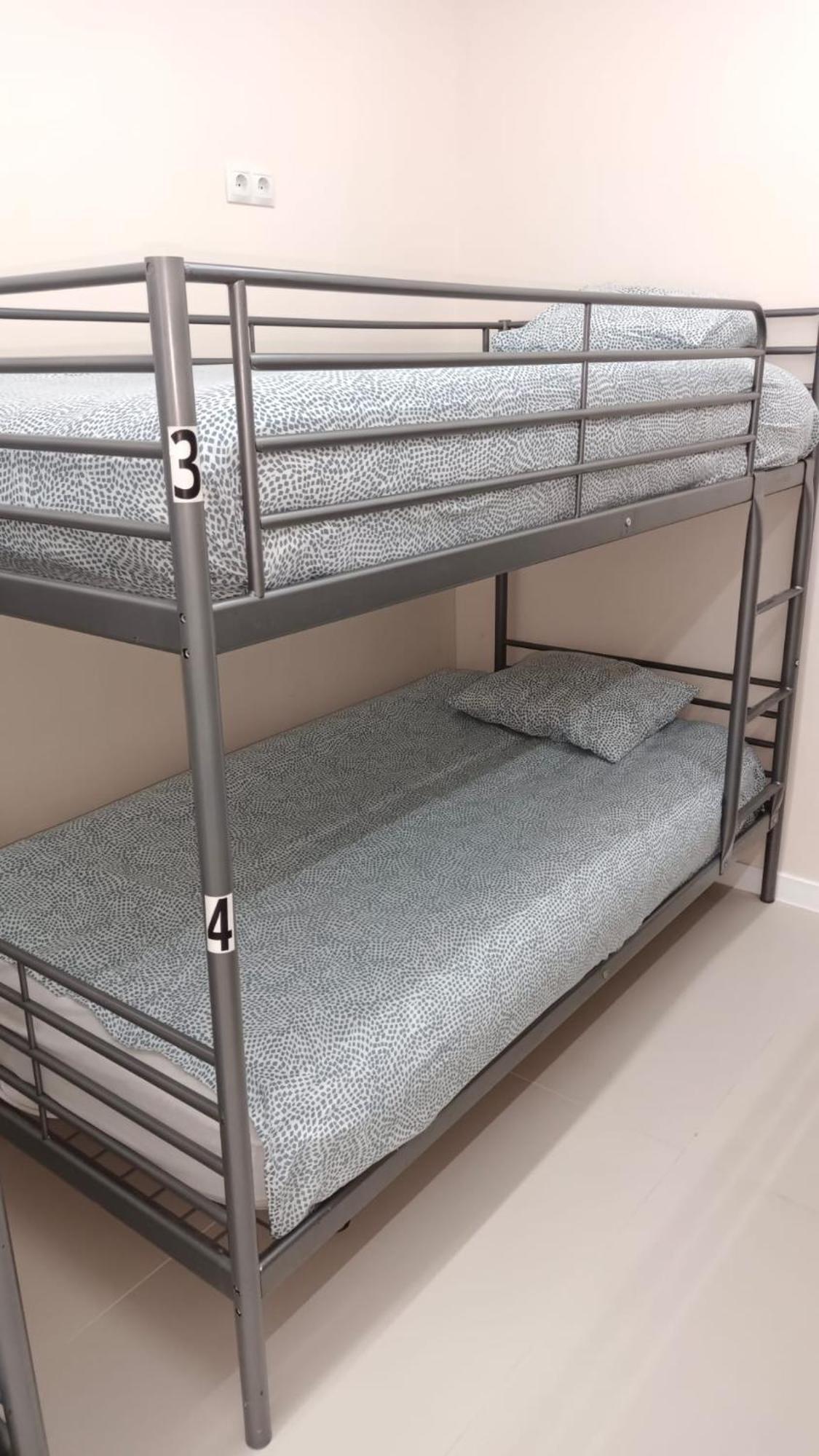 Hostel Las Rosas Madrid Luaran gambar